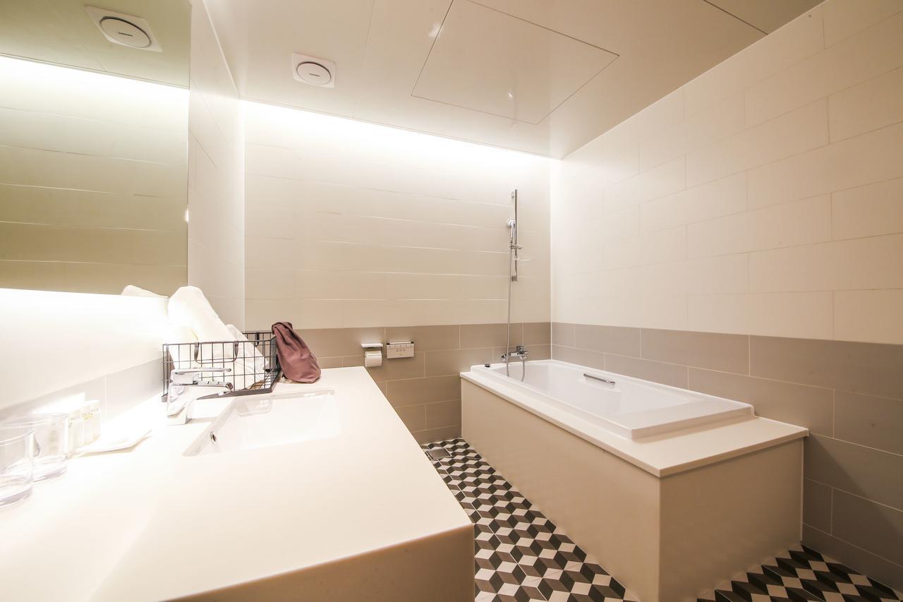 Hotel Londoner Hwamyeong Busan Exterior foto